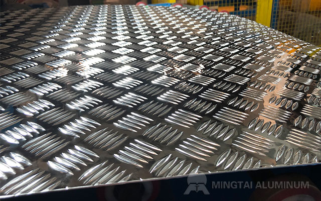 Aluminum Checker Plate Manufacturer in China